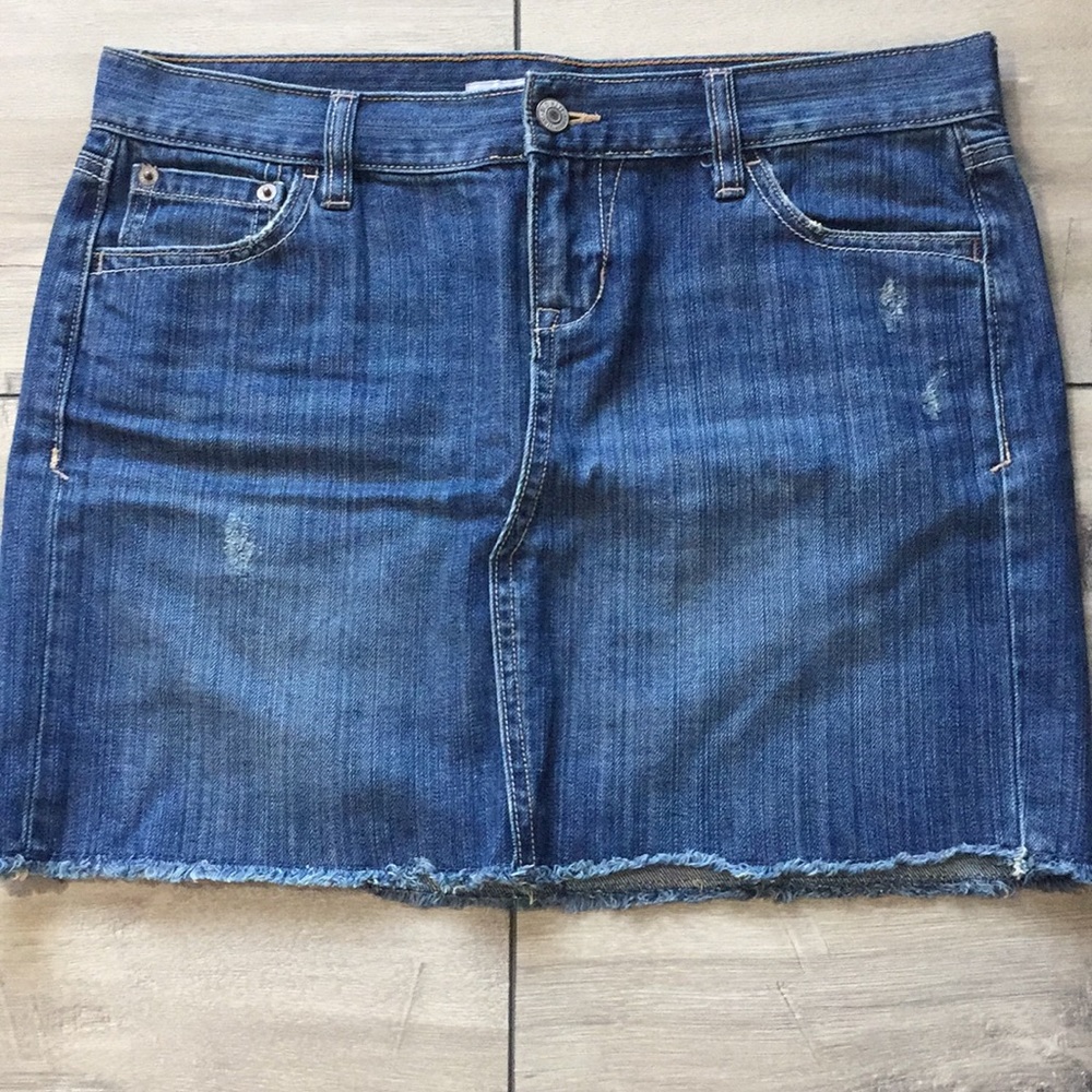 Old Navy Women’s Jean Mini Skirt Size 6